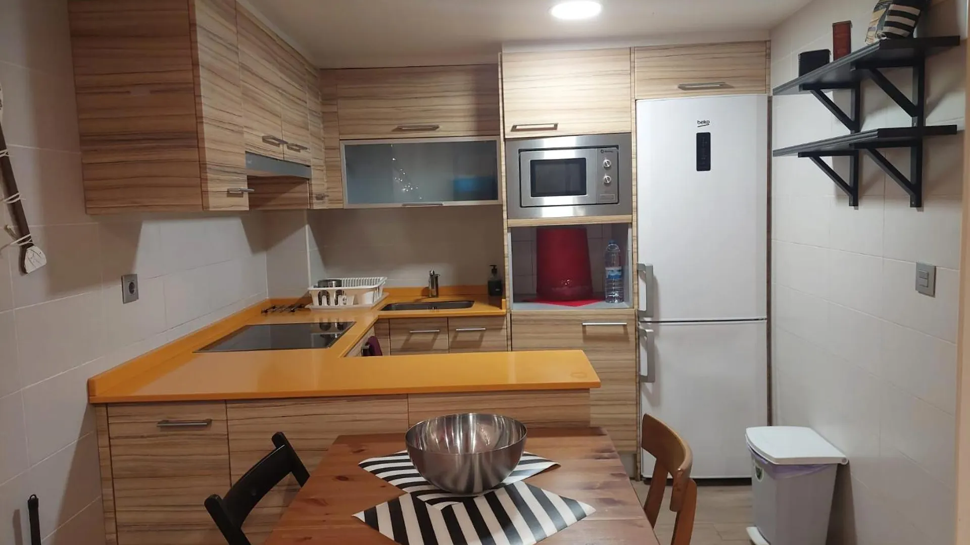 Duplex Con Encanto En Casco Viejo Junto Al Puerto Bermeo Apartment